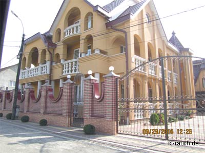 Residential house for a family in the Carpathians